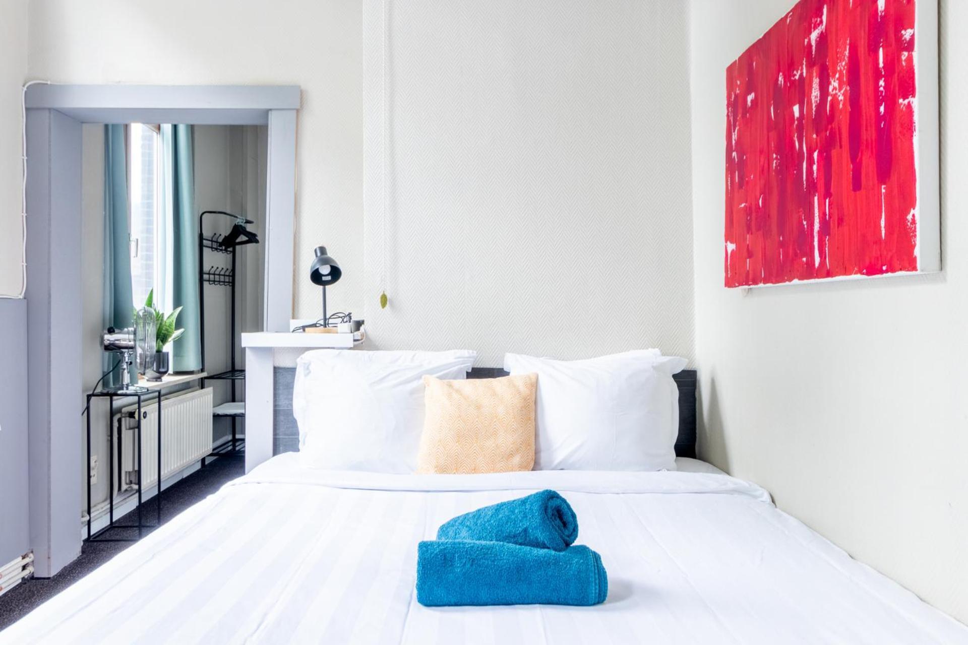 Hotel Entree - Canal View บรูจส์ ภายนอก รูปภาพ