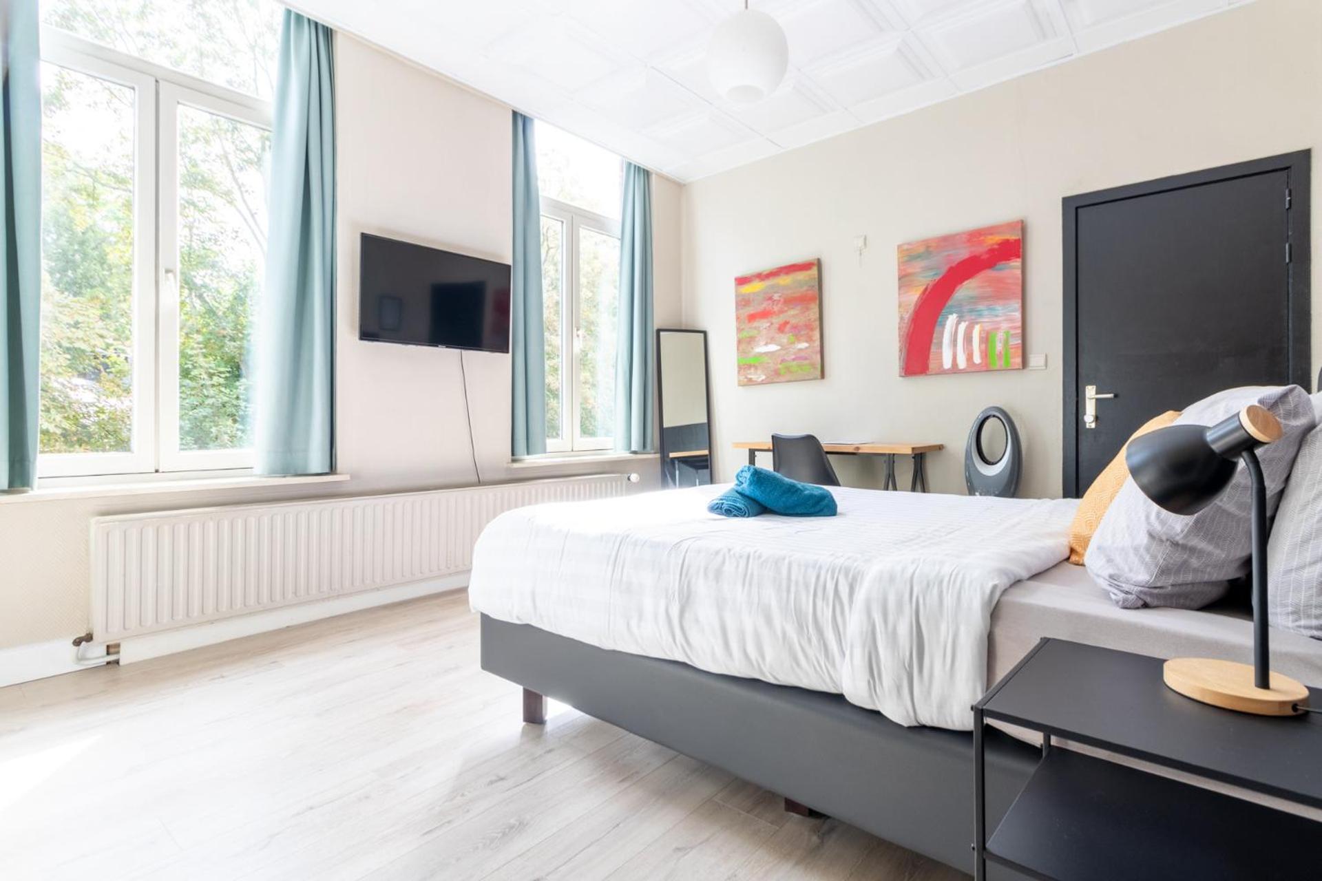 Hotel Entree - Canal View บรูจส์ ภายนอก รูปภาพ