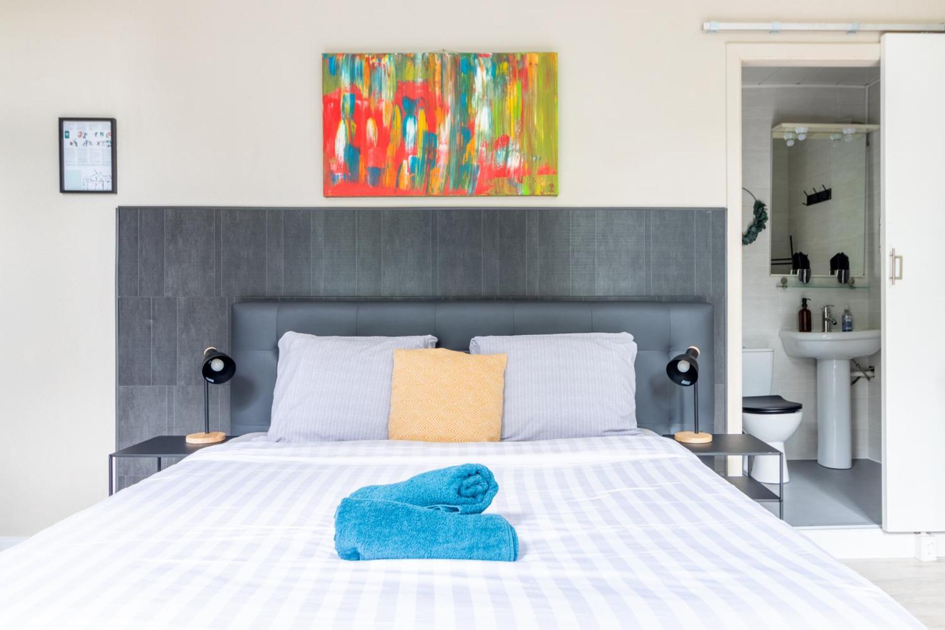 Hotel Entree - Canal View บรูจส์ ภายนอก รูปภาพ