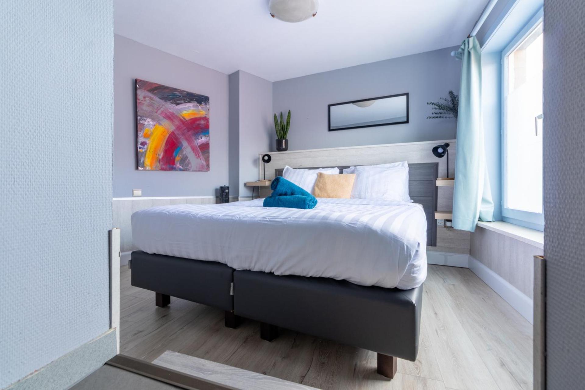 Hotel Entree - Canal View บรูจส์ ภายนอก รูปภาพ